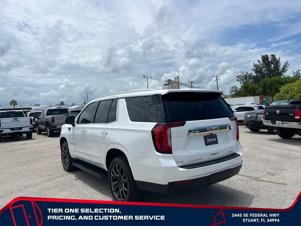 Used 2024 White Frost Tricoat GMC SLT image 5