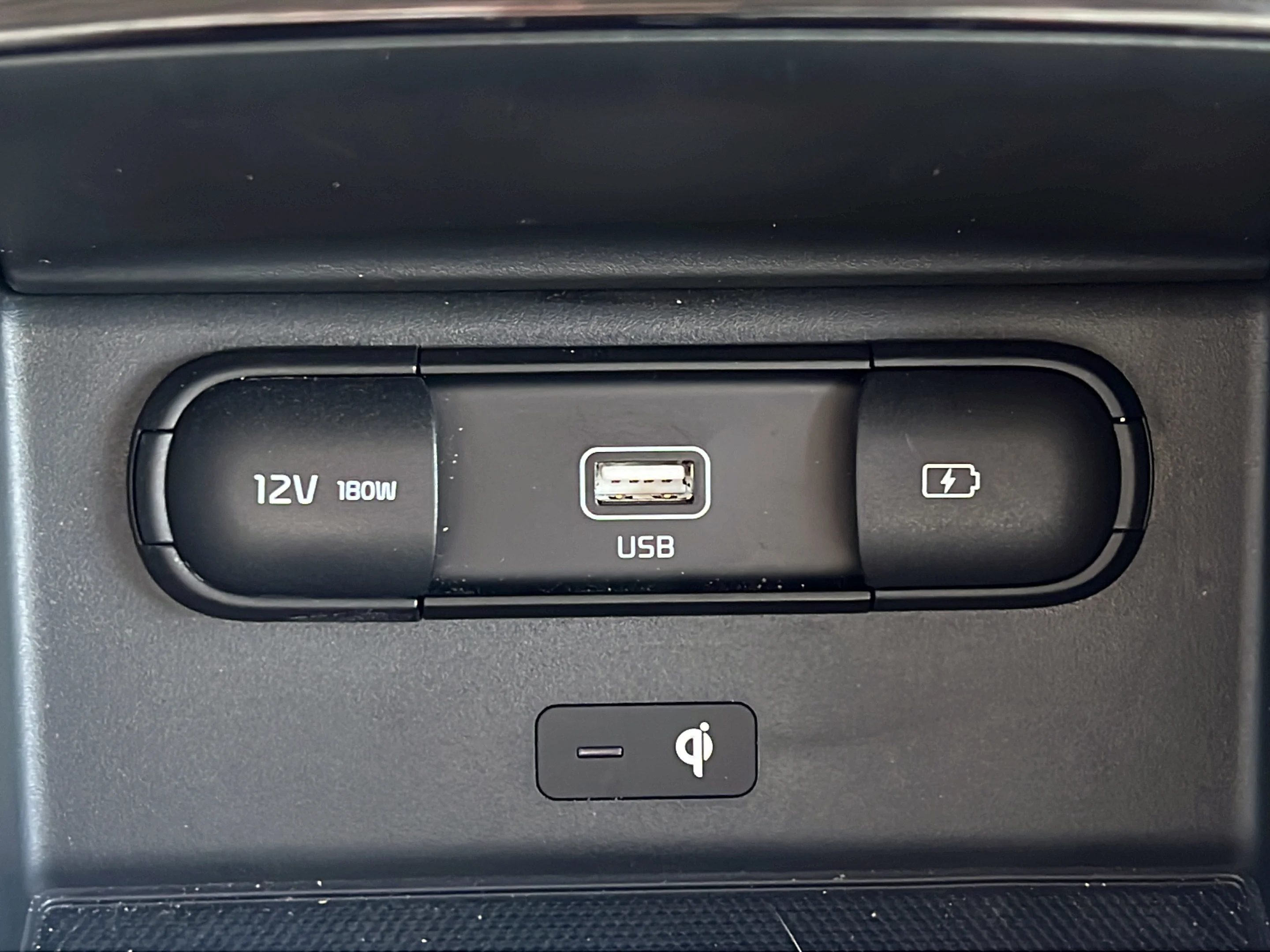 Used 2022 Gravity Grey Kia SX image 18