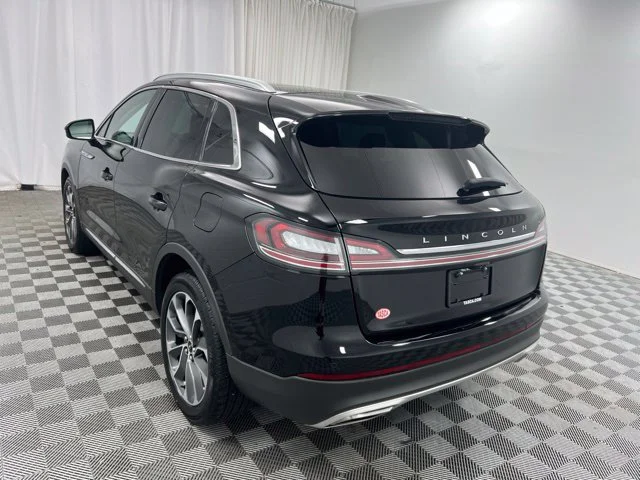Used 2022 Black Lincoln Reserve image 6