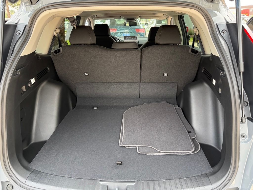 Used 2026 Urban Gray Pearl Honda EX image 19