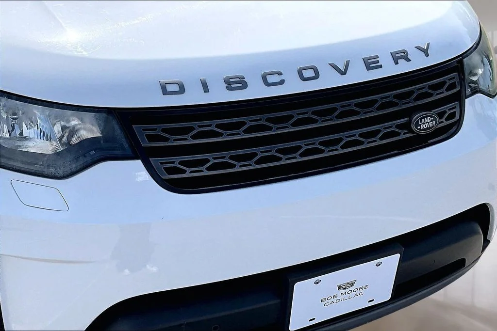 Used 2018 White Land Rover SE image 30