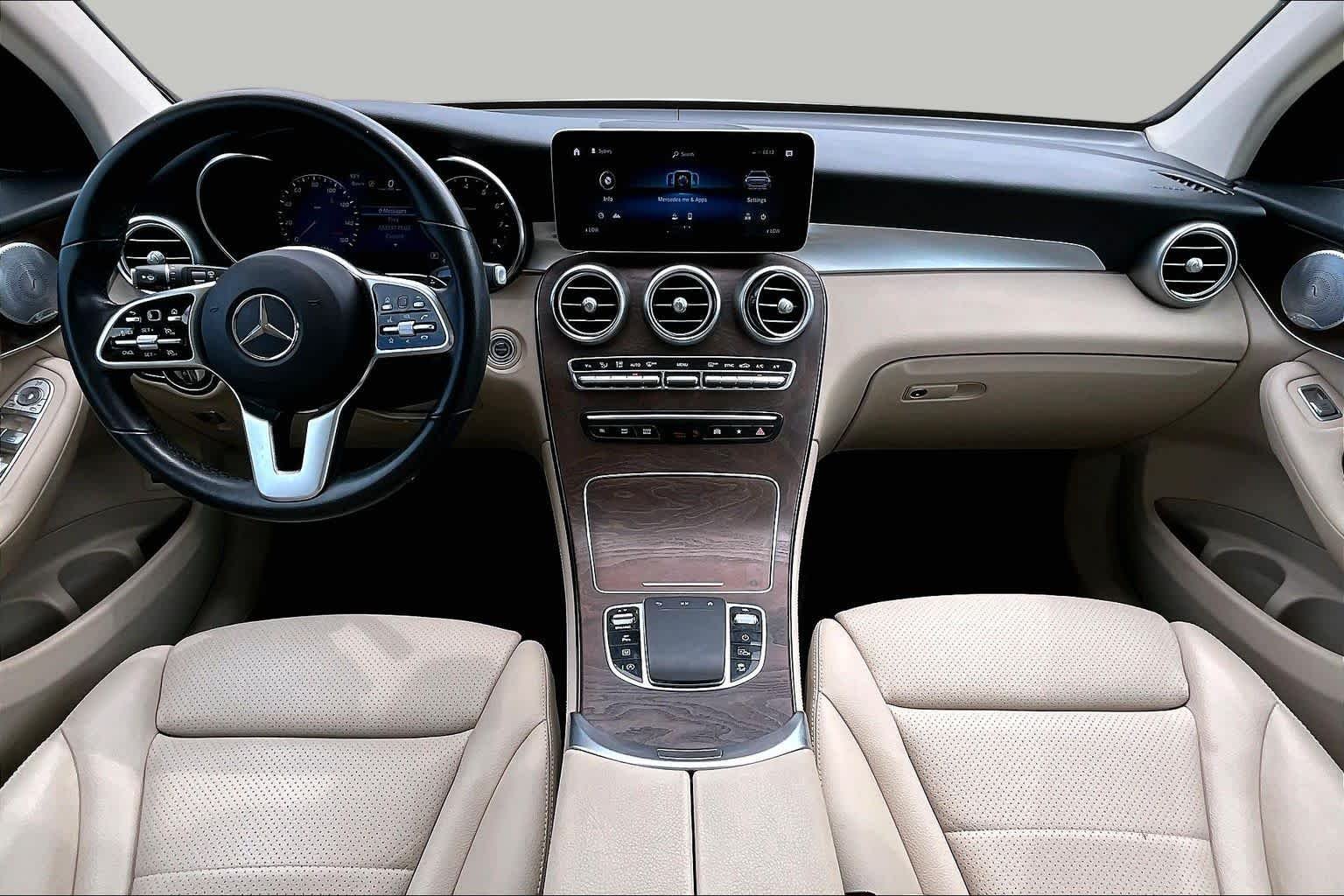 Used 2020 Polar White Mercedes-Benz GLC 300 image 15