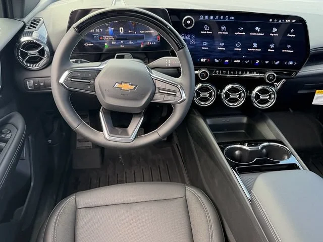 New 2026 Summit White Chevrolet LT image 7