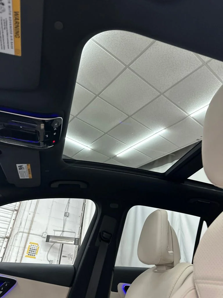 New 2027 White Mercedes-Benz GLC 300 image 21