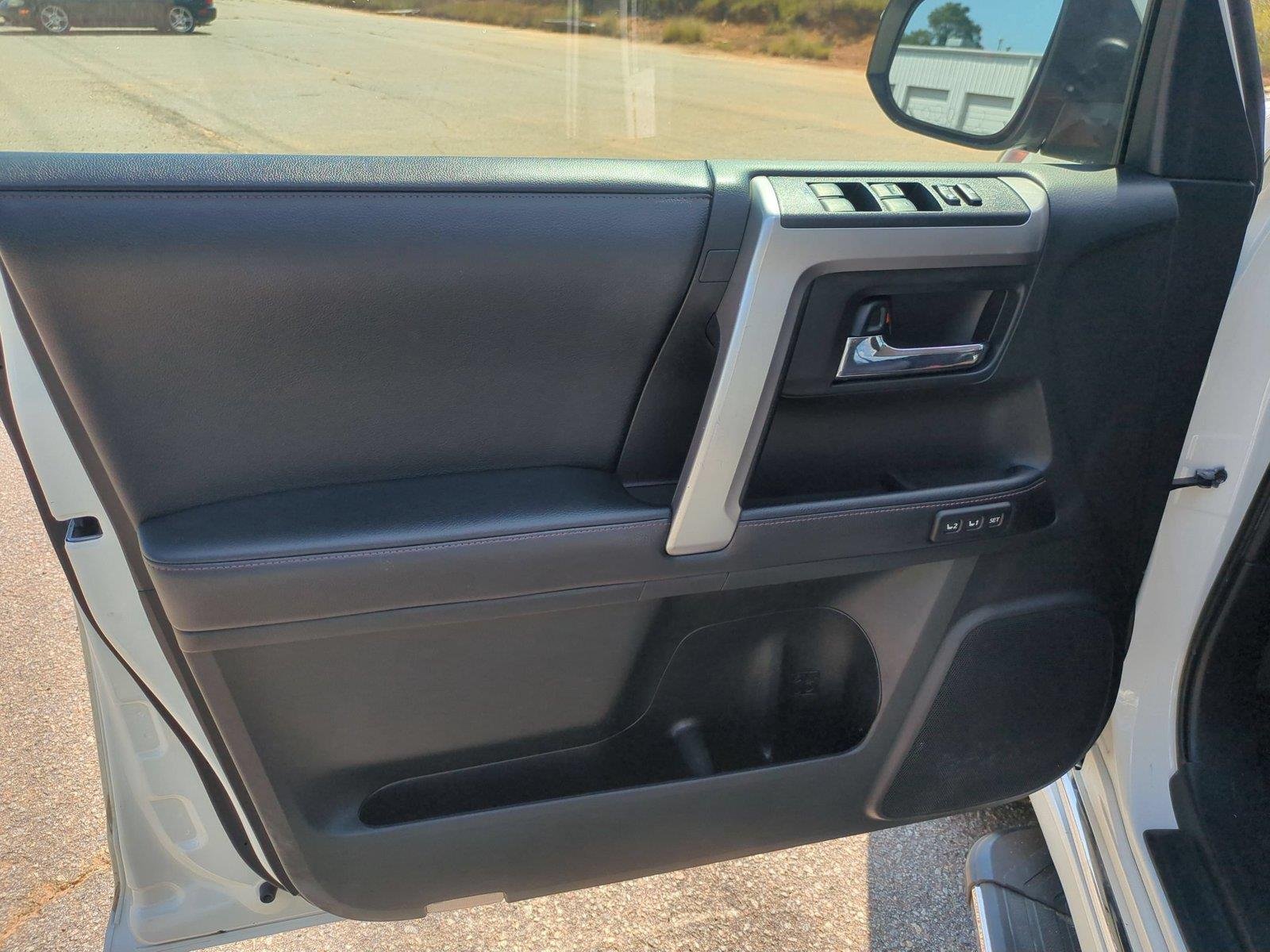 Used 2019 Blizzard Pearl Toyota Limited image 15