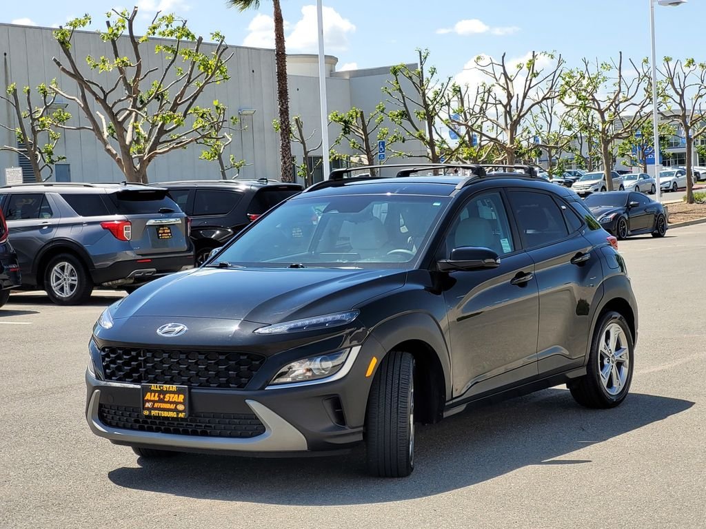 Used 2023 Black Hyundai SEL image 8