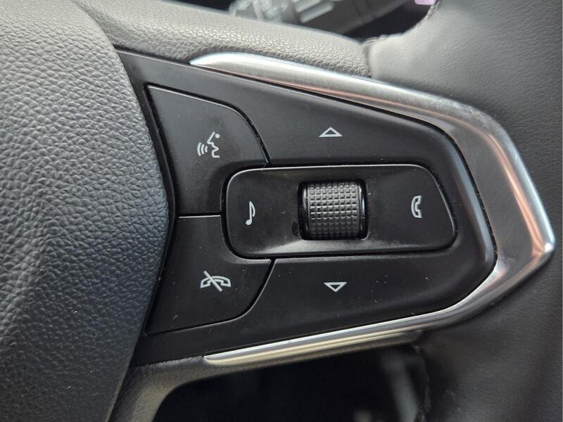 Used 2025 Marina Blue CHEVROLET FWD 4DR LT image 31