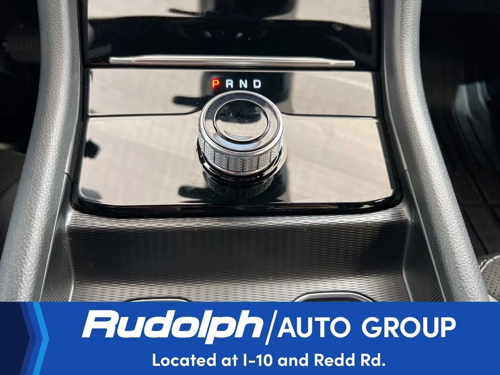 Used 2025 Silver Jeep Altitude image 37