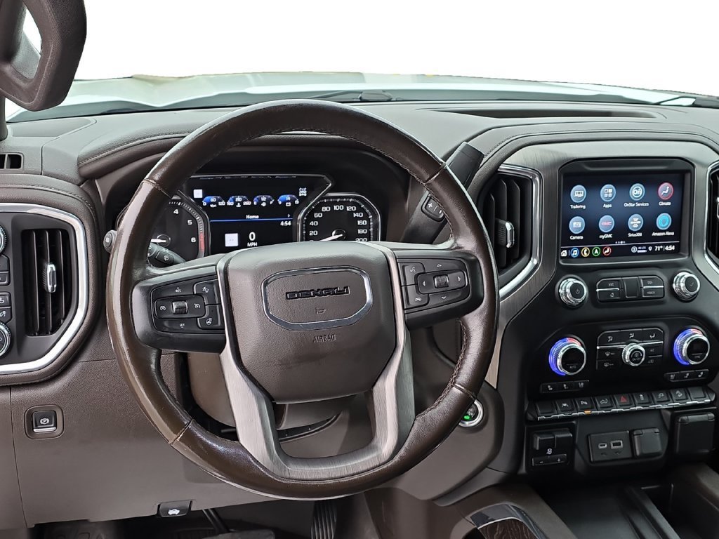 Used 2021 White GMC Denali image 18