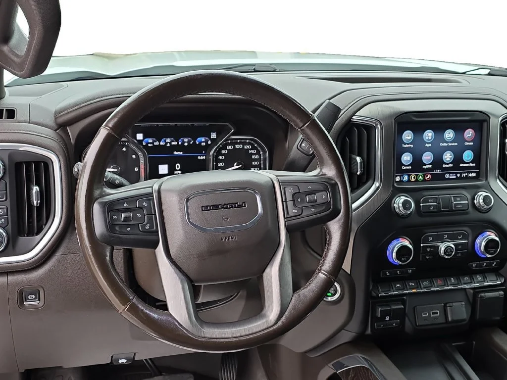 Used 2021 White GMC Denali image 18