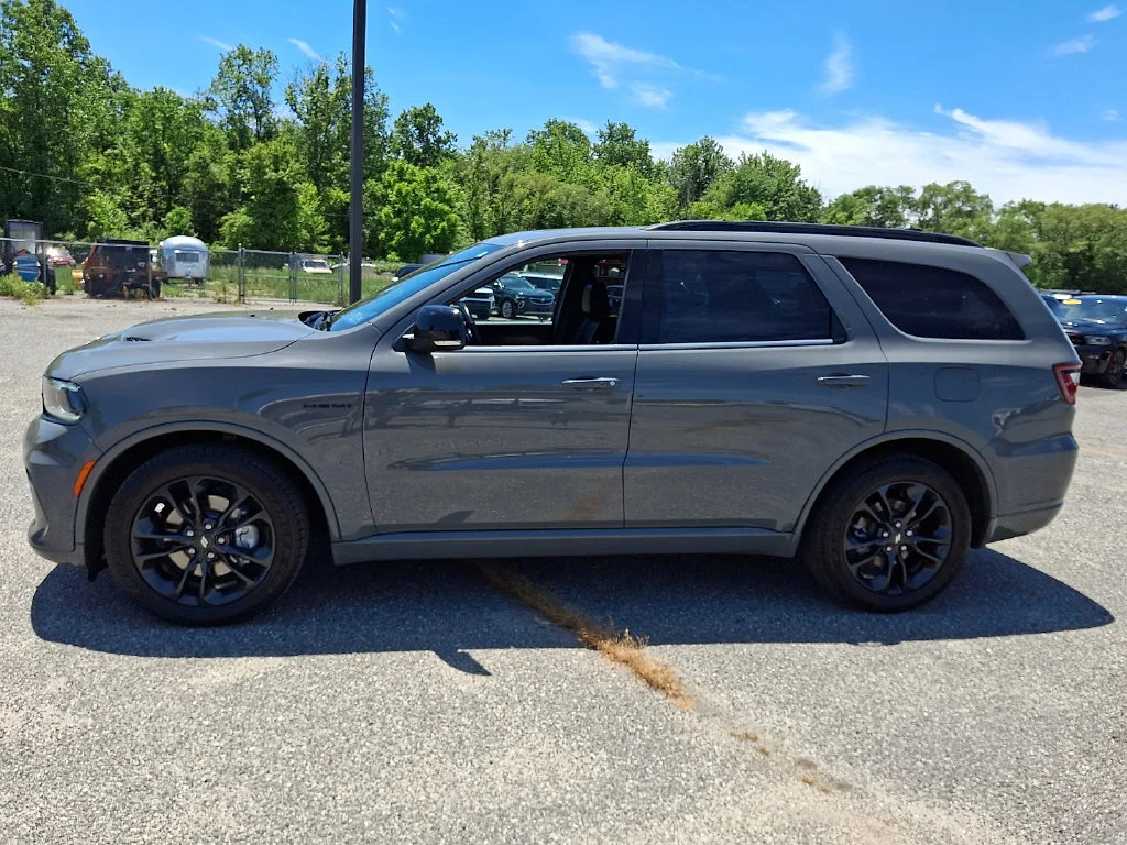 Used 2023 Destroyer Gray Clearcoat Dodge R/T Plus image 7