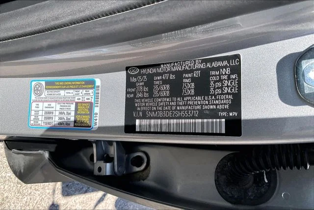 Used 2025 Silver Hyundai SEL image 30