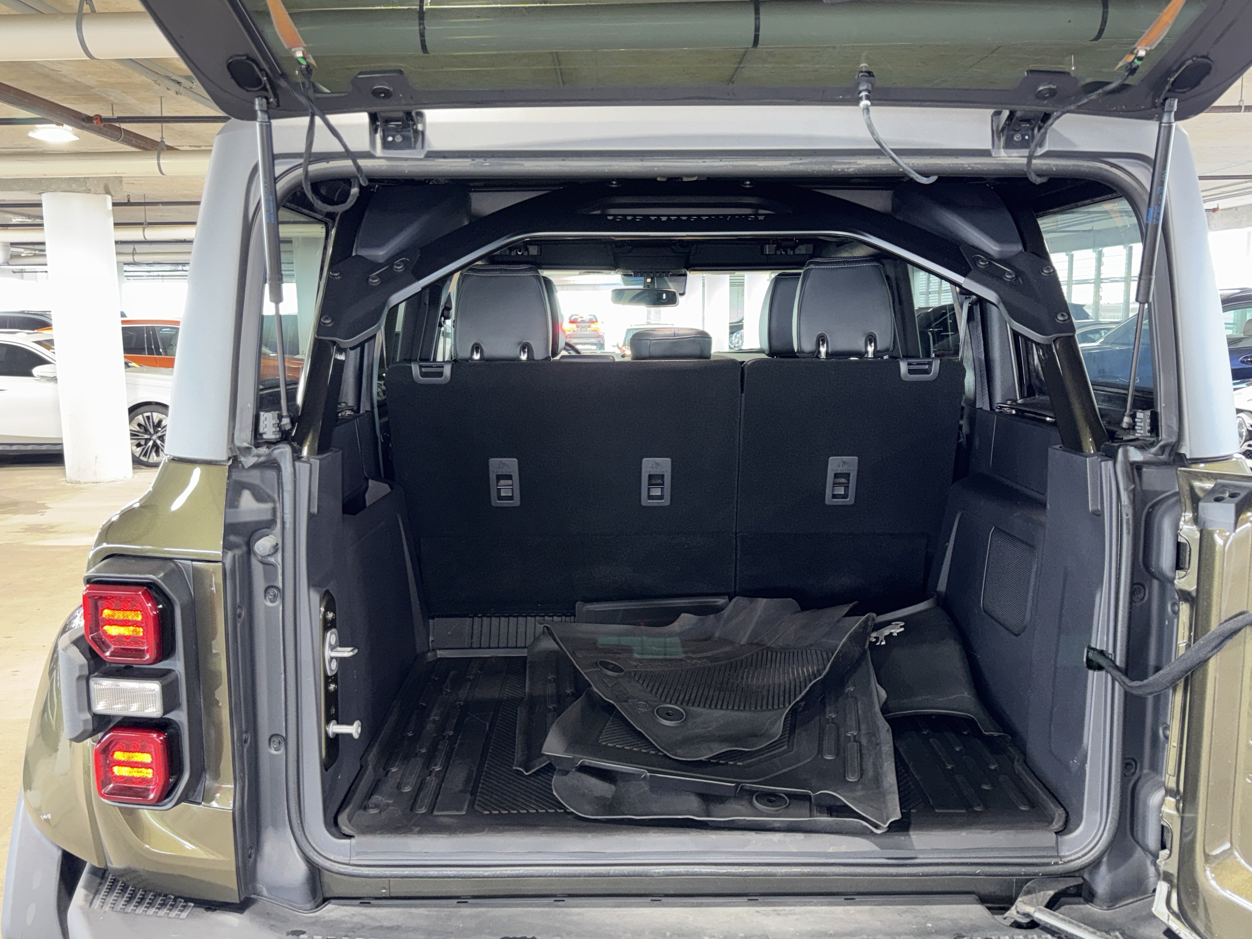 Used 2024 Shelter Green Metallic Ford Raptor image 14