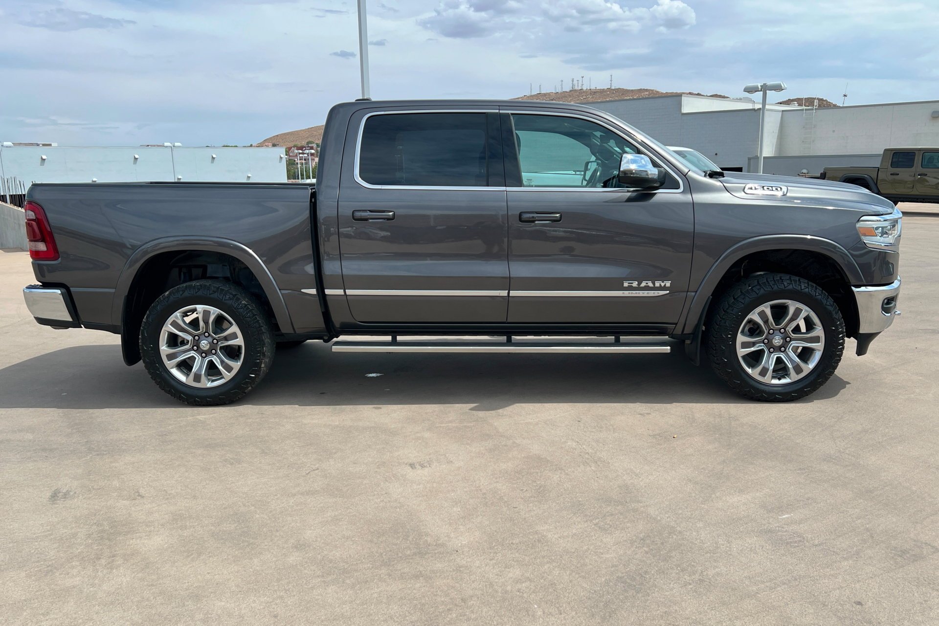 Certified Used 2023 Granite Crystal Metallic Clearcoat Ram Limited image 7