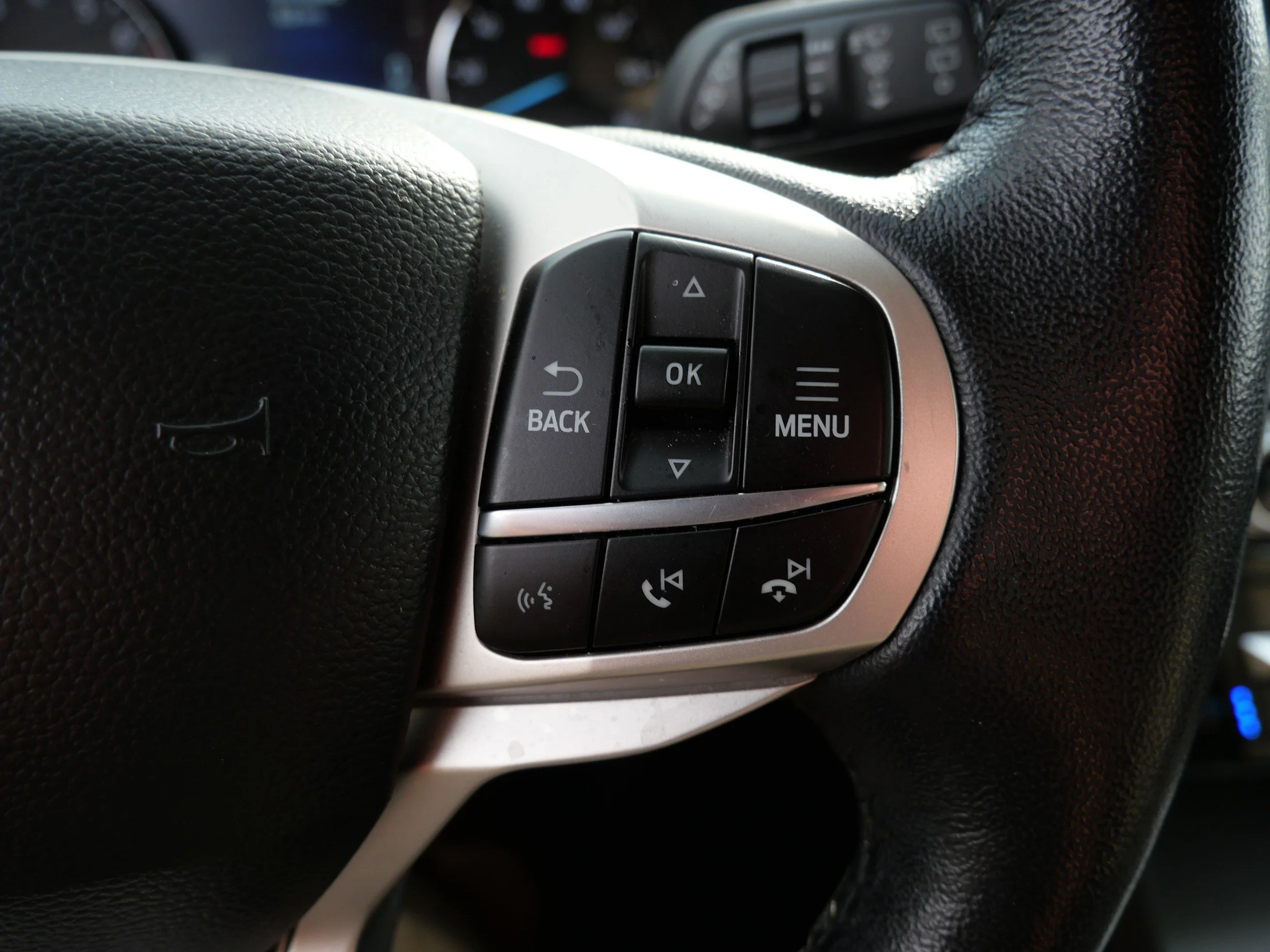 Used 2023 Agate Black Metallic Ford Limited image 25