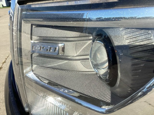 Used 2014 Tuxedo Black Metallic Ford XLT image 4