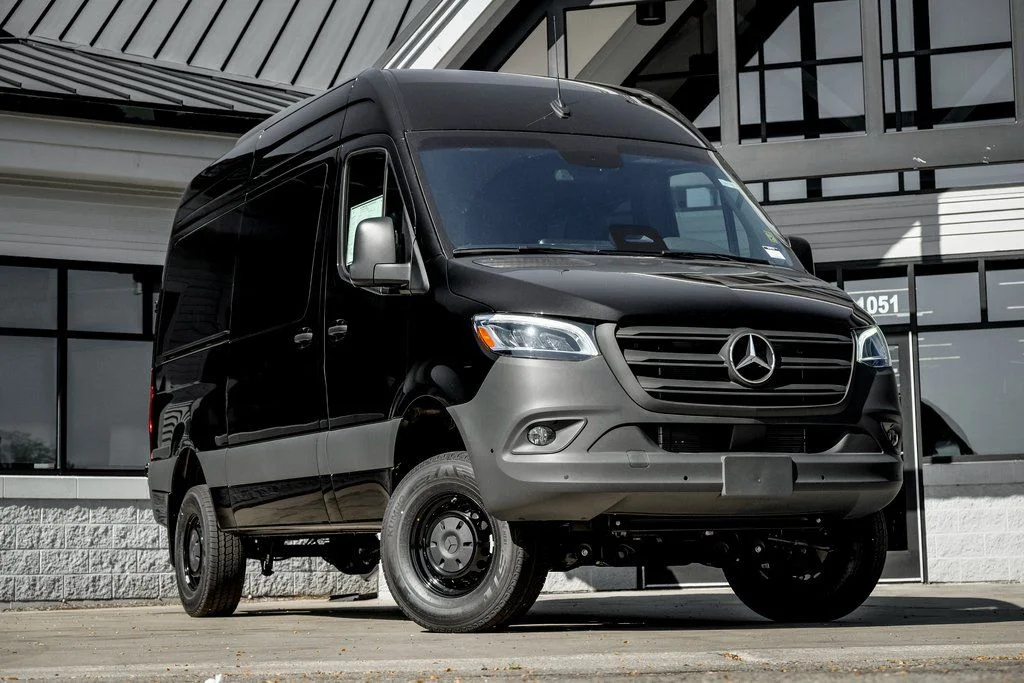 2025 Mercedes-Benz Sprinter 2500 144 WB HO 4x4's photo