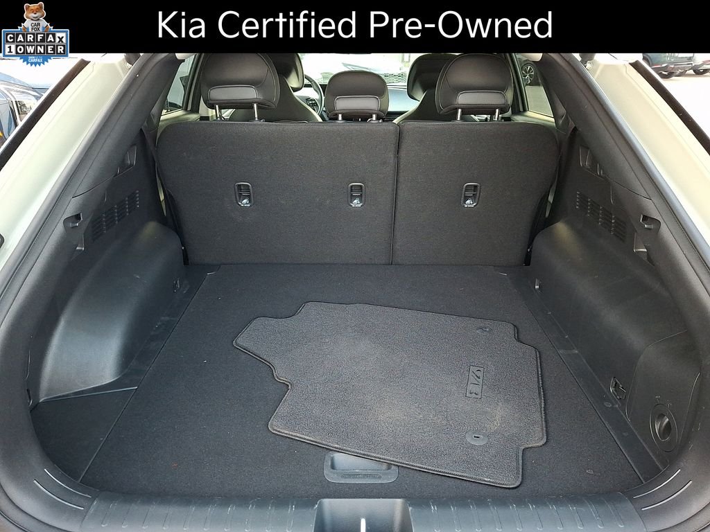 Certified Used 2024 White Kia Wind image 31