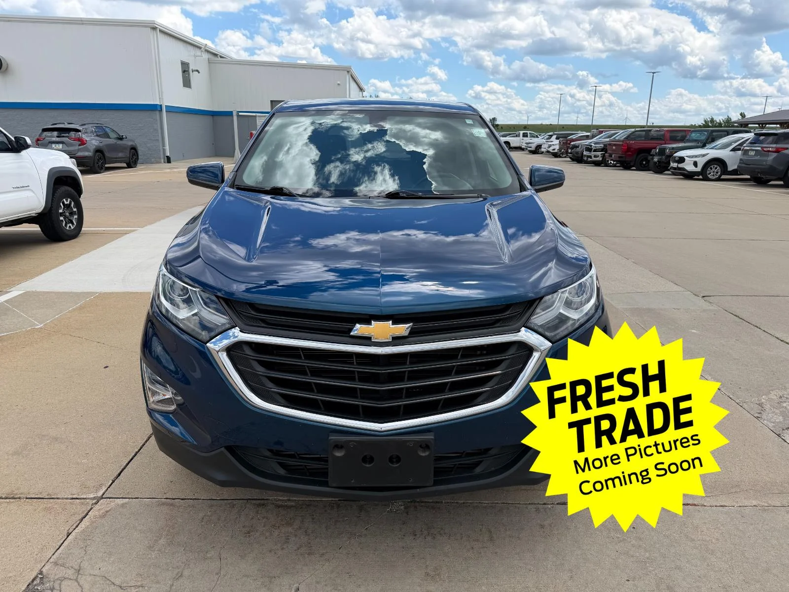 Used 2019 Pacific Blue Metallic Chevrolet LT image 2