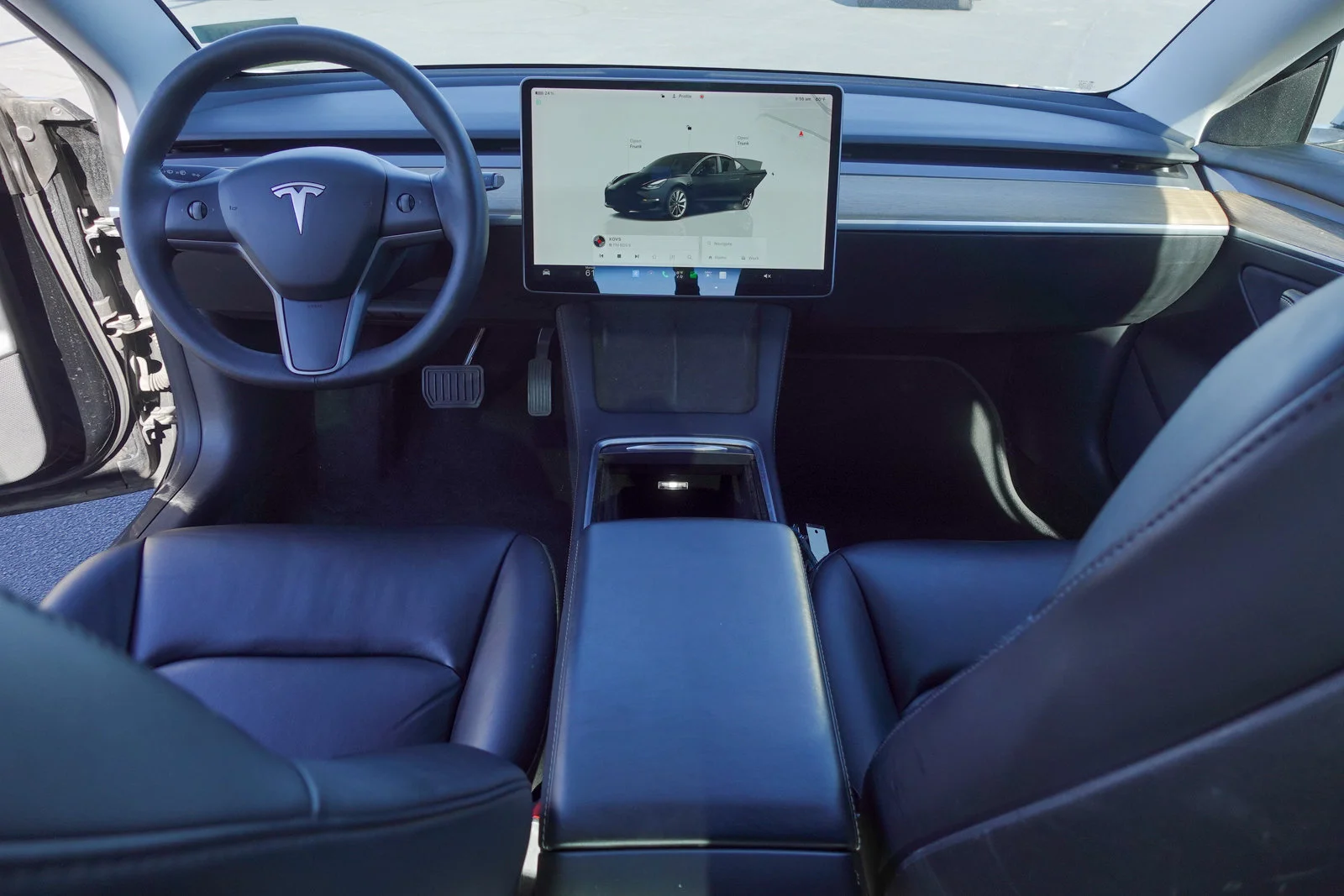 Used 2022 Solid Black Tesla Long Range image 10
