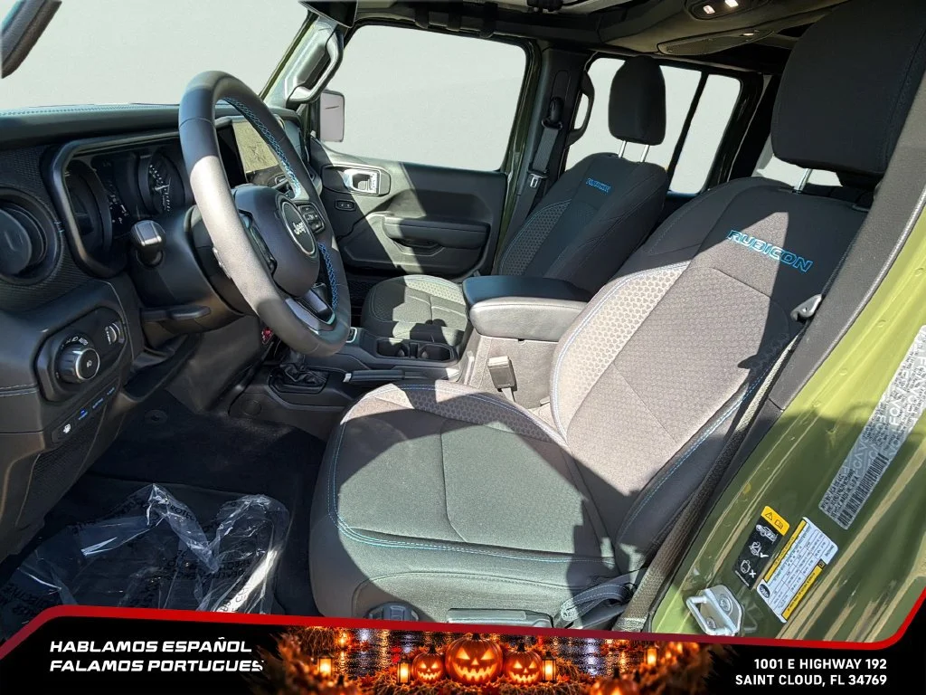 Used 2024 Green Jeep Rubicon 4xe image 11