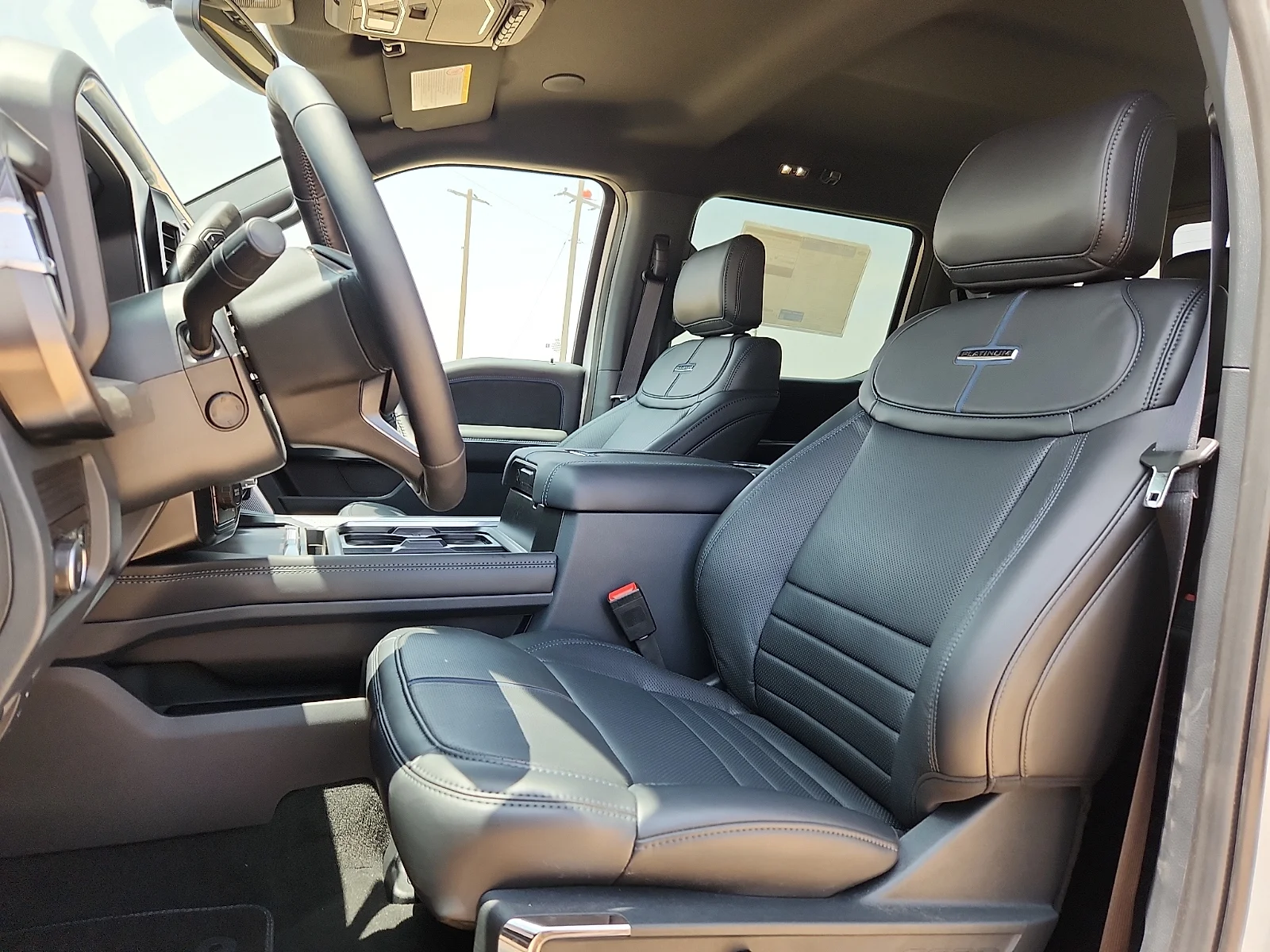 New 2026 Star White Metallic Tri-Coat Ford F-350® Platinum® image 17