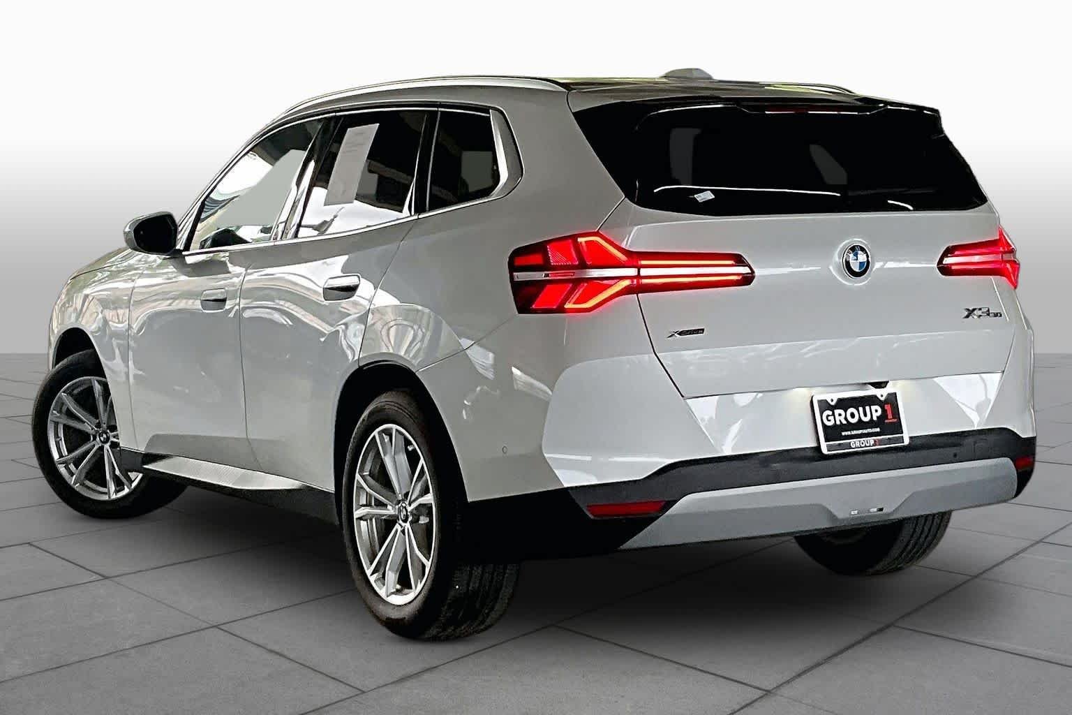 Used 2025 Mineral White Metallic BMW 30 xDrive image 22