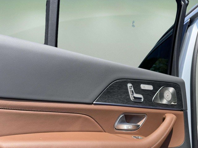 2026 Mercedes-Benz GLS Base - Photo 27