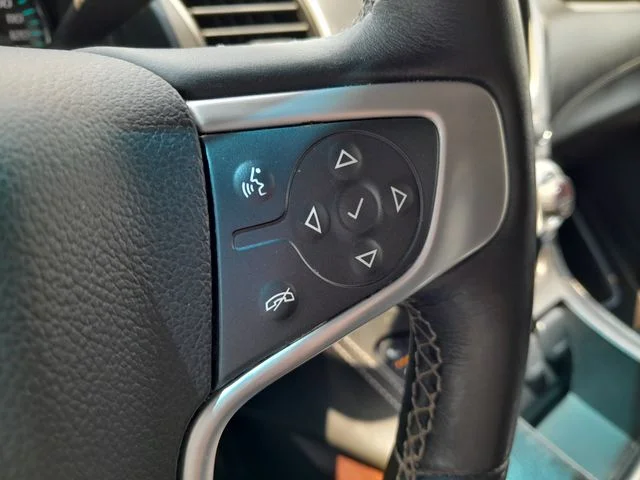 Used 2018 White GMC SLT image 15