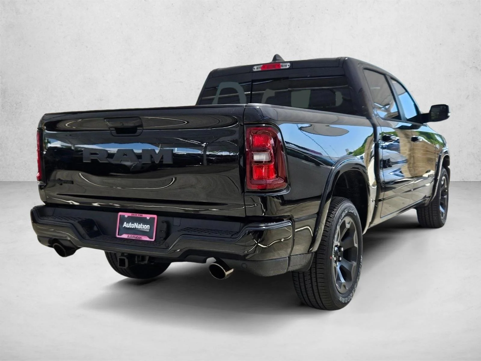 New 2026 Diamond Black Crystal Pearl-Coat Exterior Paint RAM Lone Star image 2