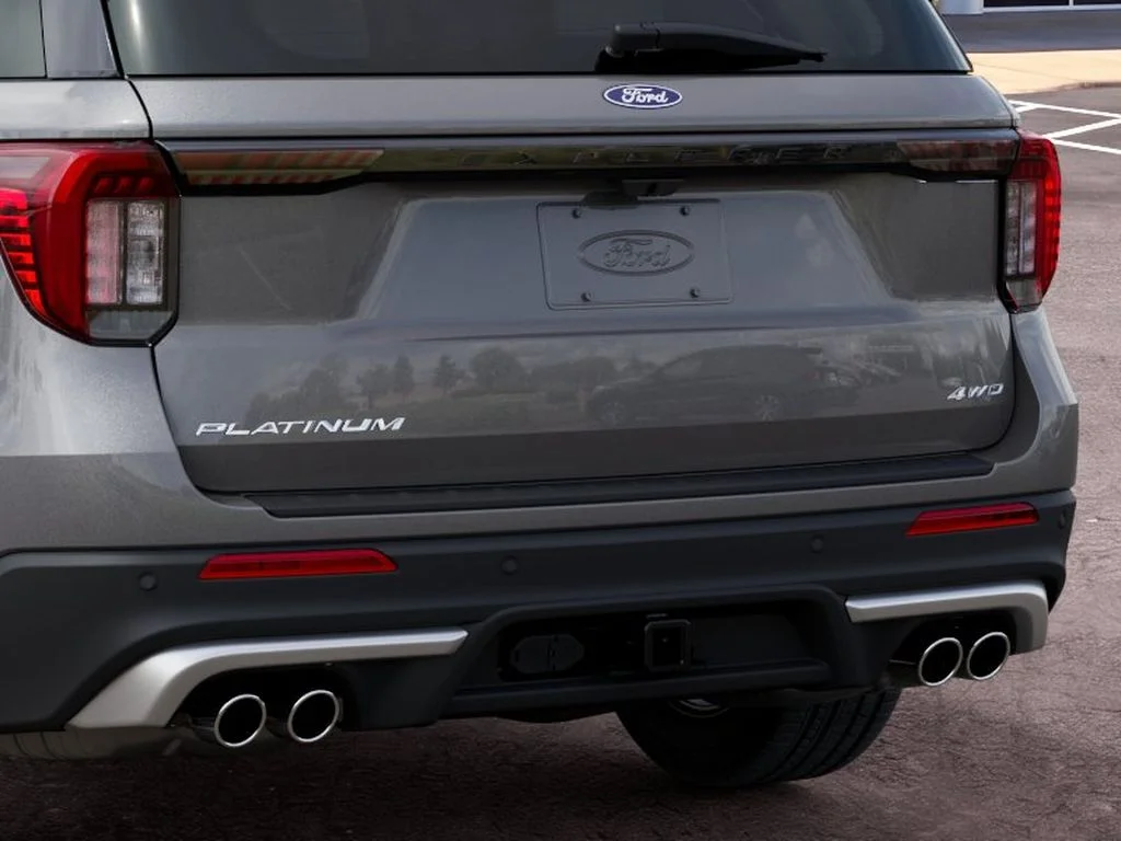 New 2027 Carbonized Gray Metallic Ford Platinum® image 23