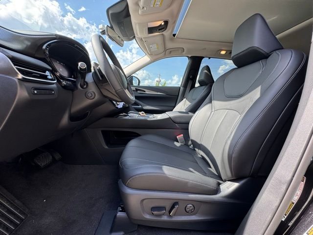 New 2026 MINERAL BLACK INFINITI Luxe FWD image 14
