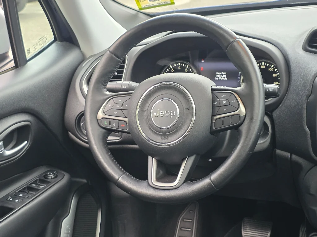 Used 2018 Jetset Blue Jeep Limited image 26