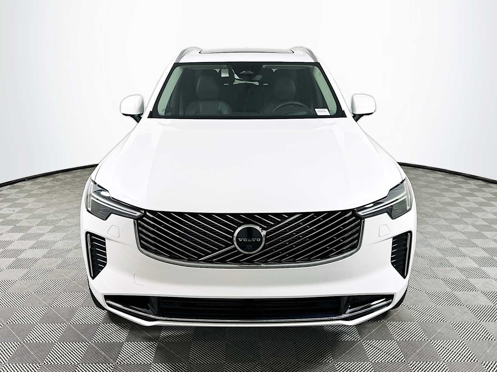 Used 2025 Volvo XC90 Ultra with VIN YV4H60PG3S1371586 for sale in Gilbert, AZ