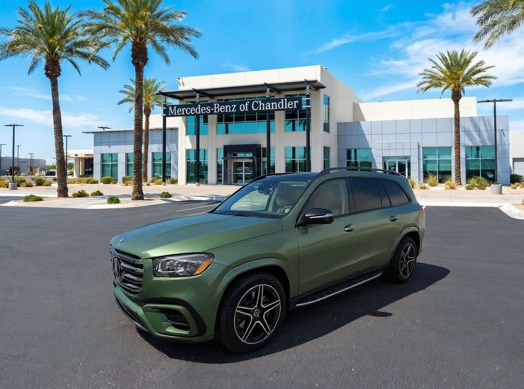 New 2026 MANUFAKTUR Ireland Mid Green Metallic Mercedes-Benz GLS 450 image 1
