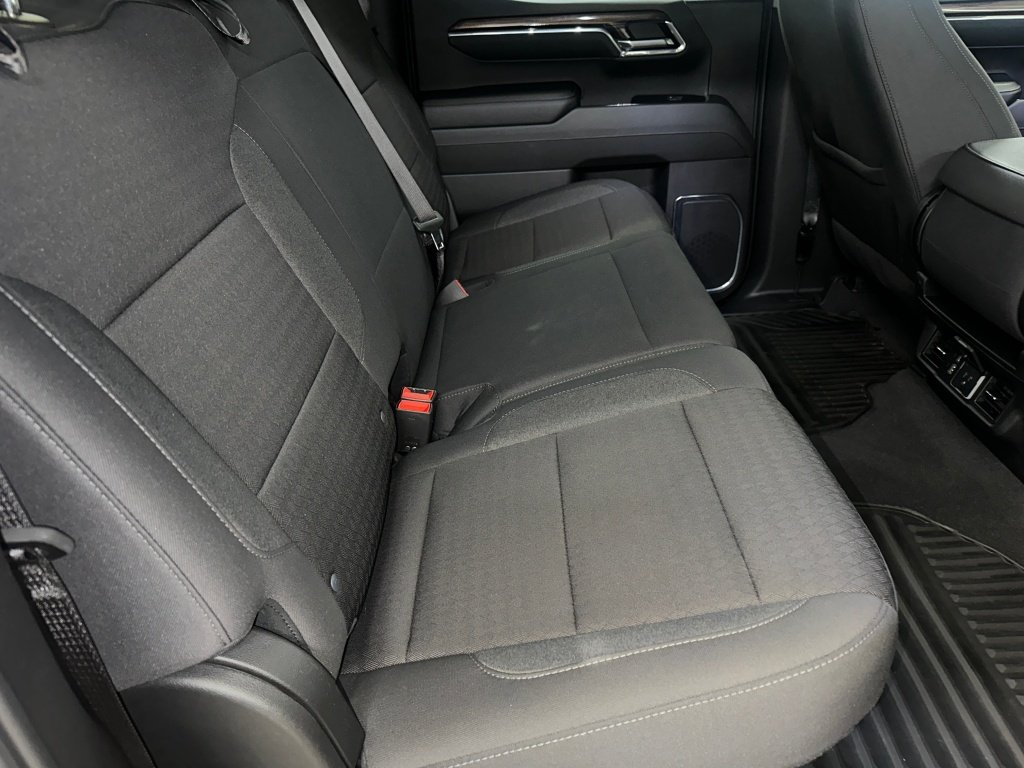Used 2024 Sterling Gray Metallic Chevrolet LT image 30