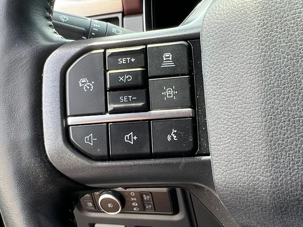 Used 2023 Black Ford Lariat image 19