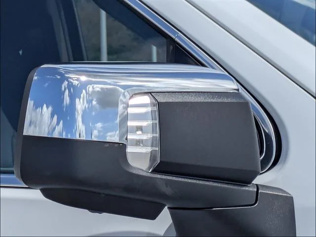 2026 GMC Sierra 1500 SLT - Photo 13