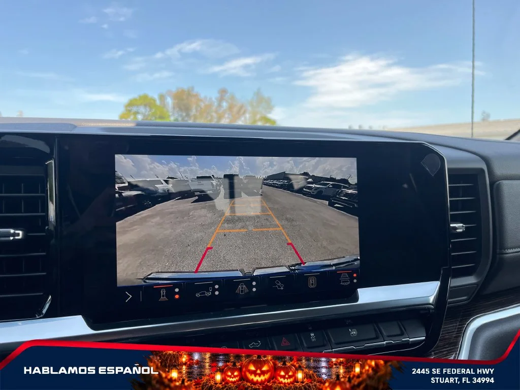 New 2026 Sterling Metallic GMC Elevation image 31