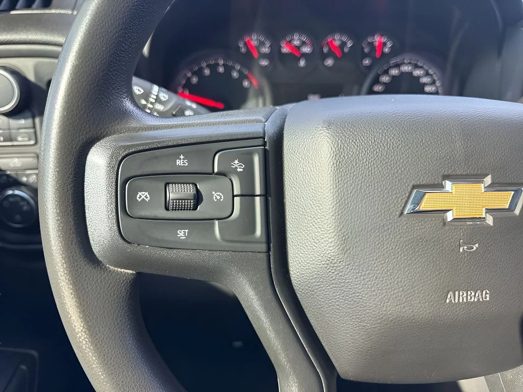 Used 2023 Gray Chevrolet Custom image 14