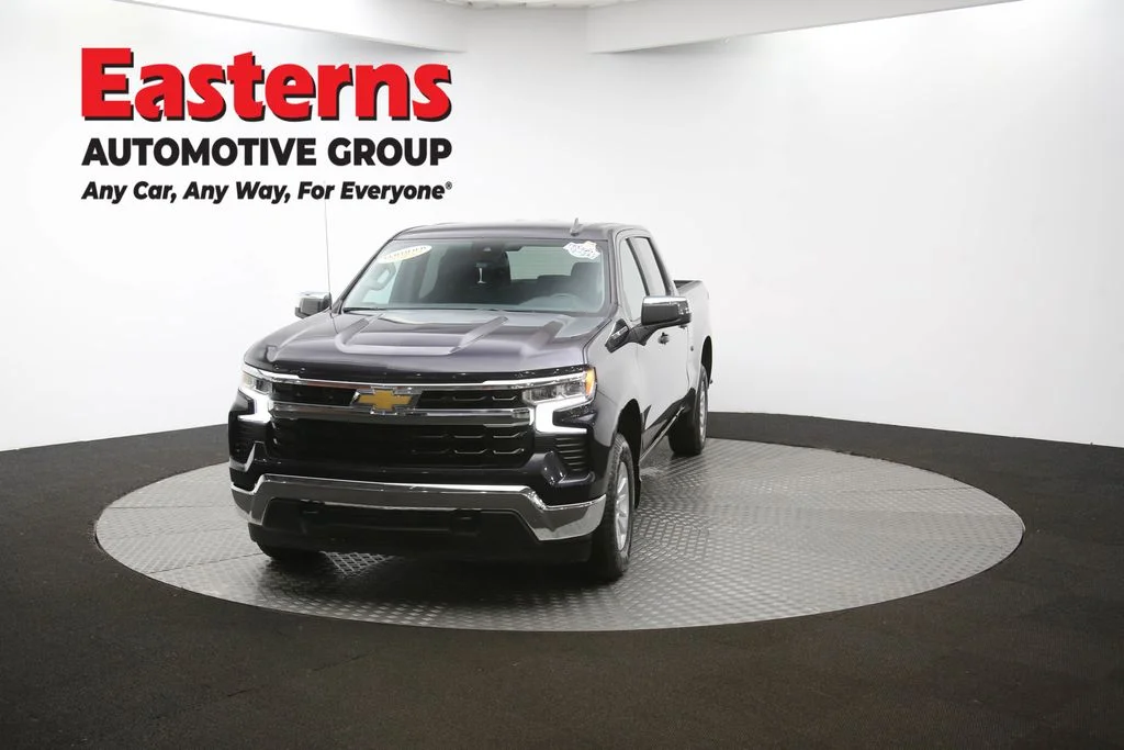 Used 2023 Gray Chevrolet LT image 53