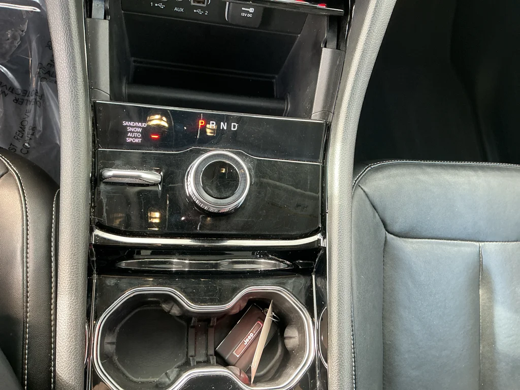 Used 2023 Bright White Clearcoat Jeep Limited image 19
