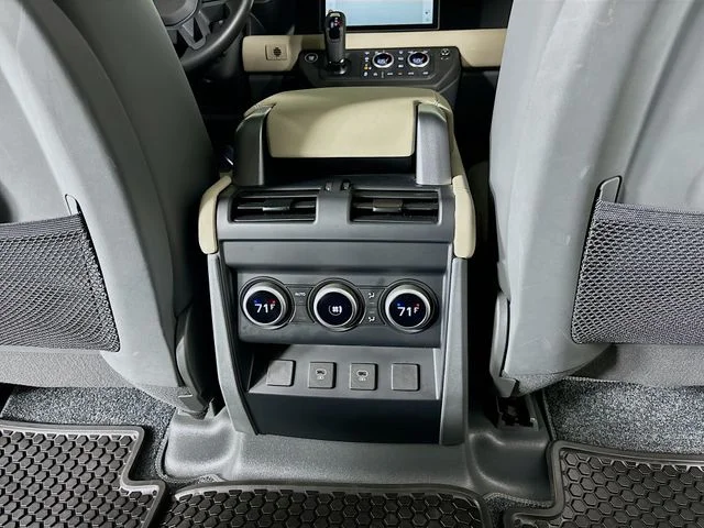Certified Used 2024 Santorini Black Land Rover X-Dynamic SE image 25