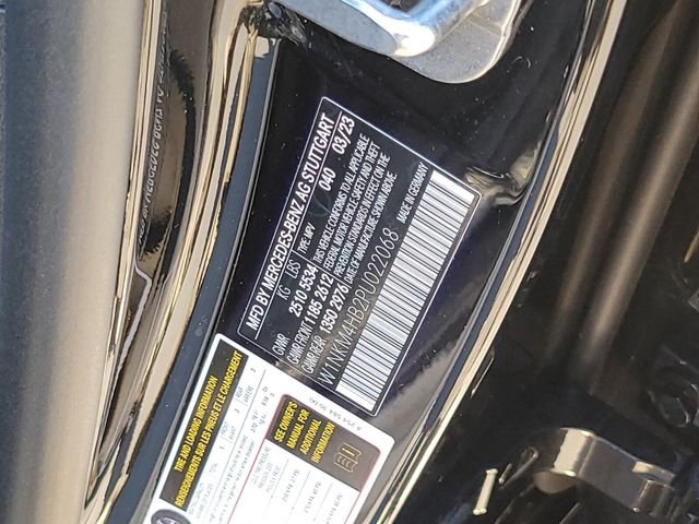 Certified Used 2023  Mercedes-Benz GLC 300 image 33