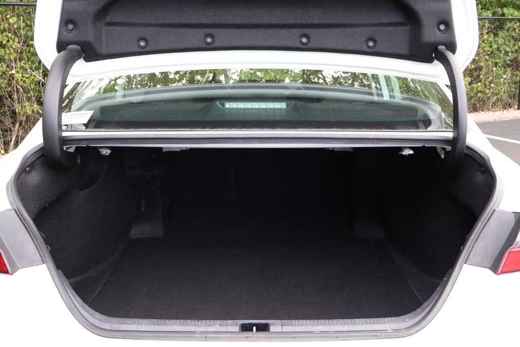 2024 Toyota Camry SE - Photo 45