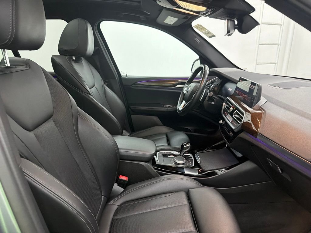 Used 2023 Gray BMW xDrive30i image 31