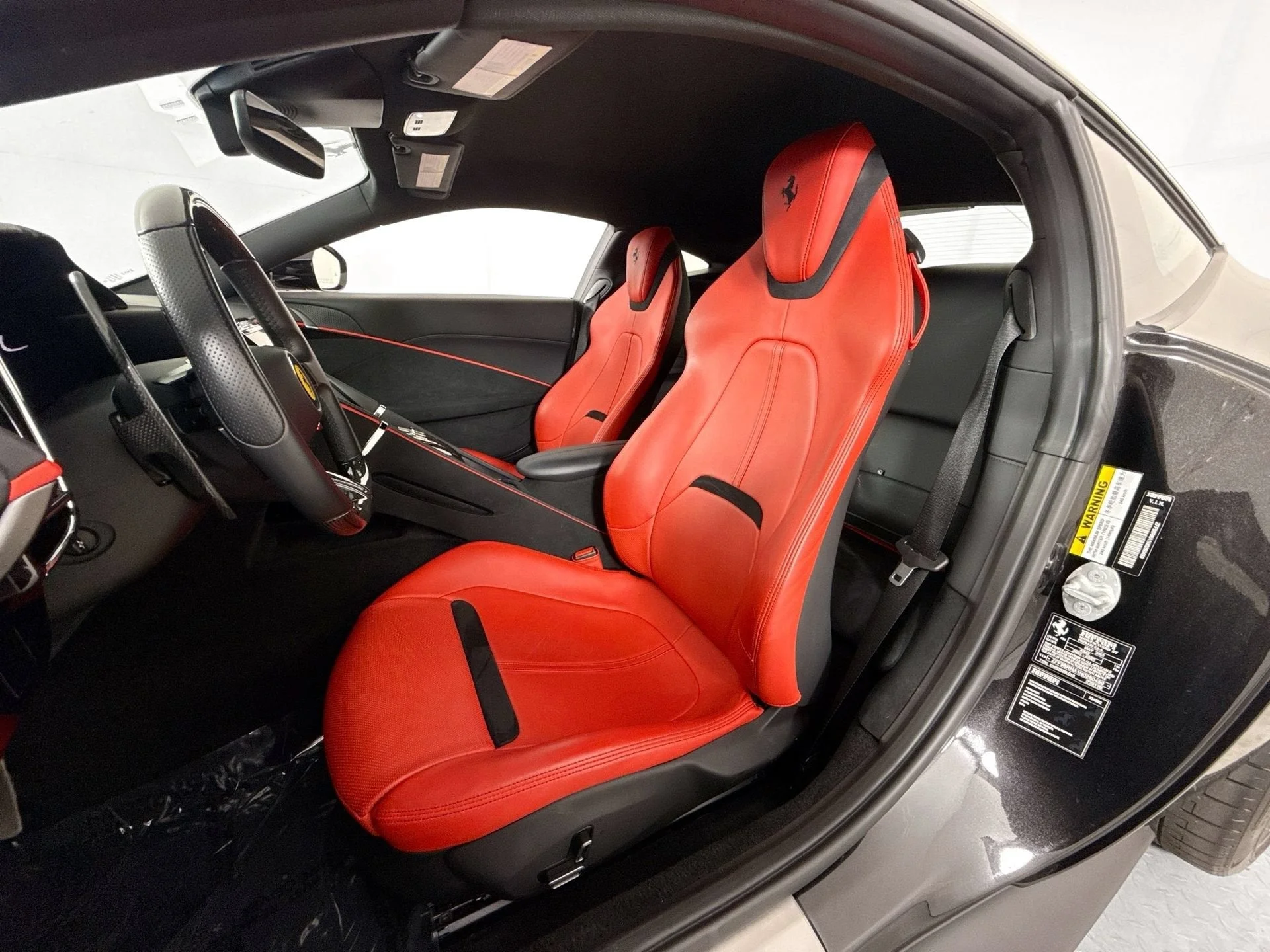 Certified Used 2022 Nero Daytona Ferrari Base image 9