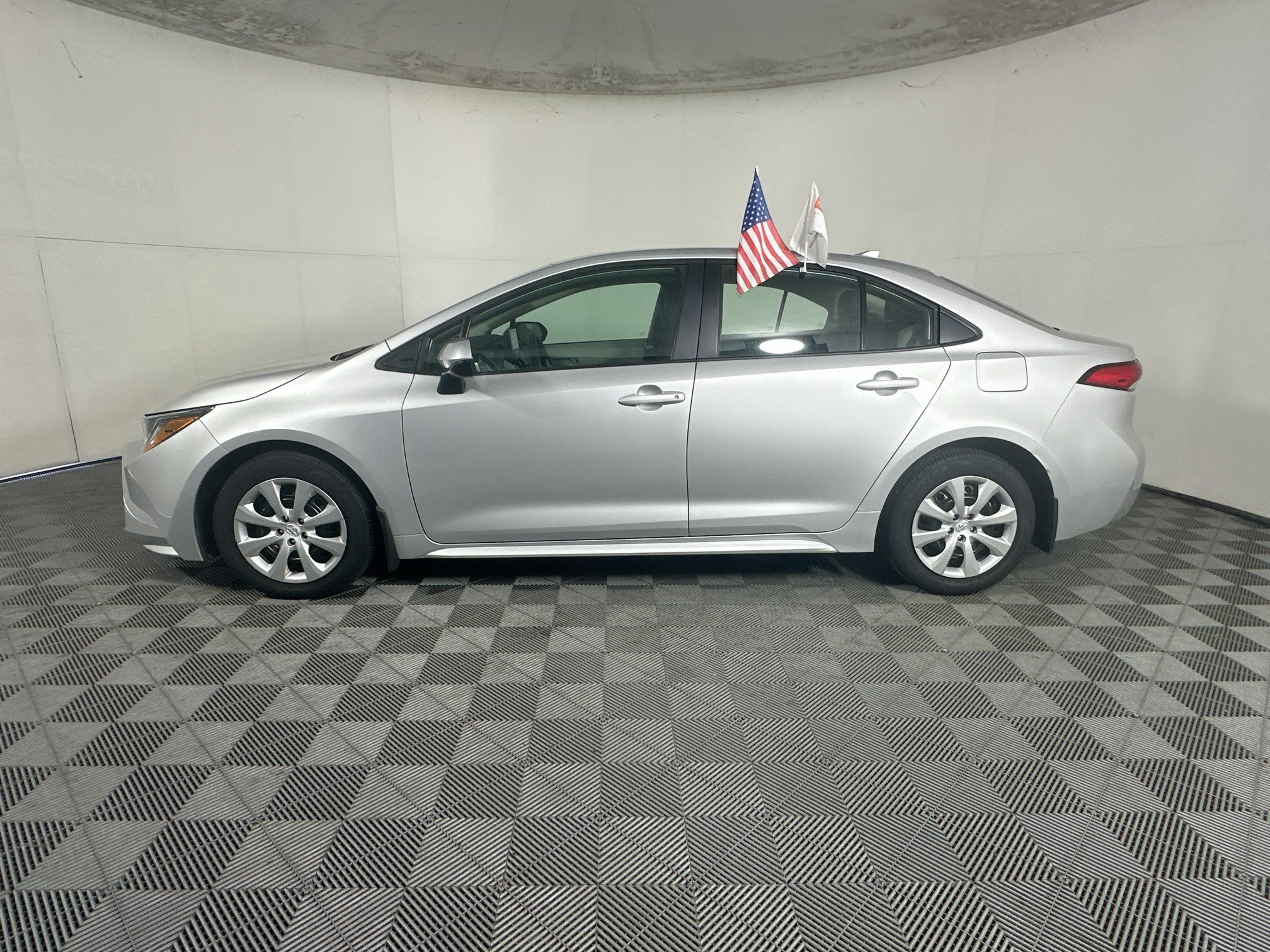 Certified Used 2025 Classic Silver Metallic Toyota LE image 6