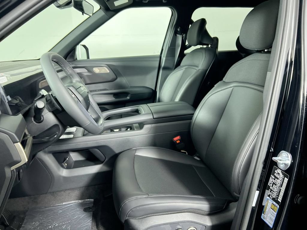 New 2027 Ebony Black Kia S image 12