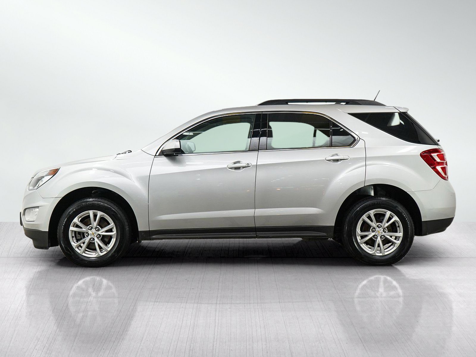 Used 2017 Chevrolet Equinox LT with VIN 2GNALCEK5H1602391 for sale in Burnsville, Minnesota